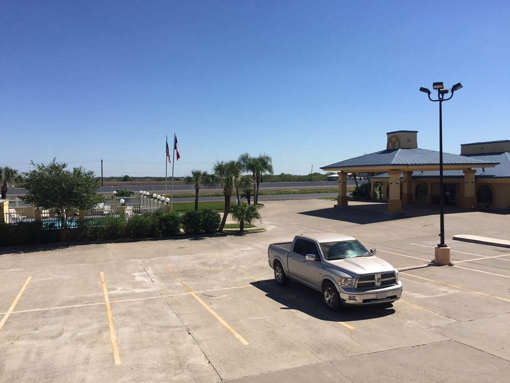 Americas Best Value Inn Bishop/Kingsville Удобства фото