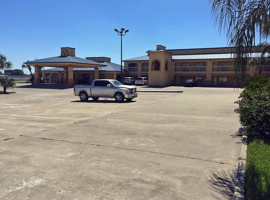 Americas Best Value Inn Bishop/Kingsville Экстерьер фото